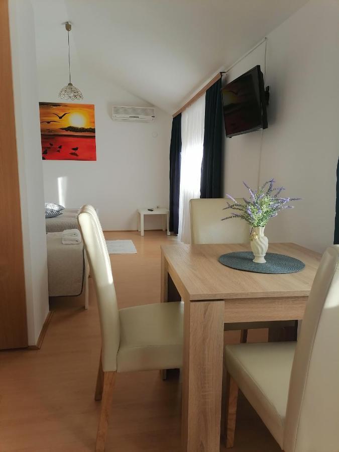 Apartments Kozjan Karlovac Exterior foto