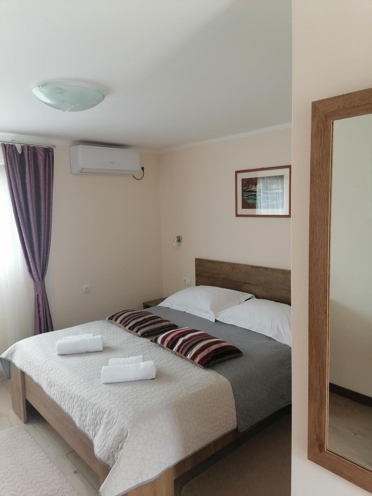 Apartments Kozjan Karlovac Cameră foto