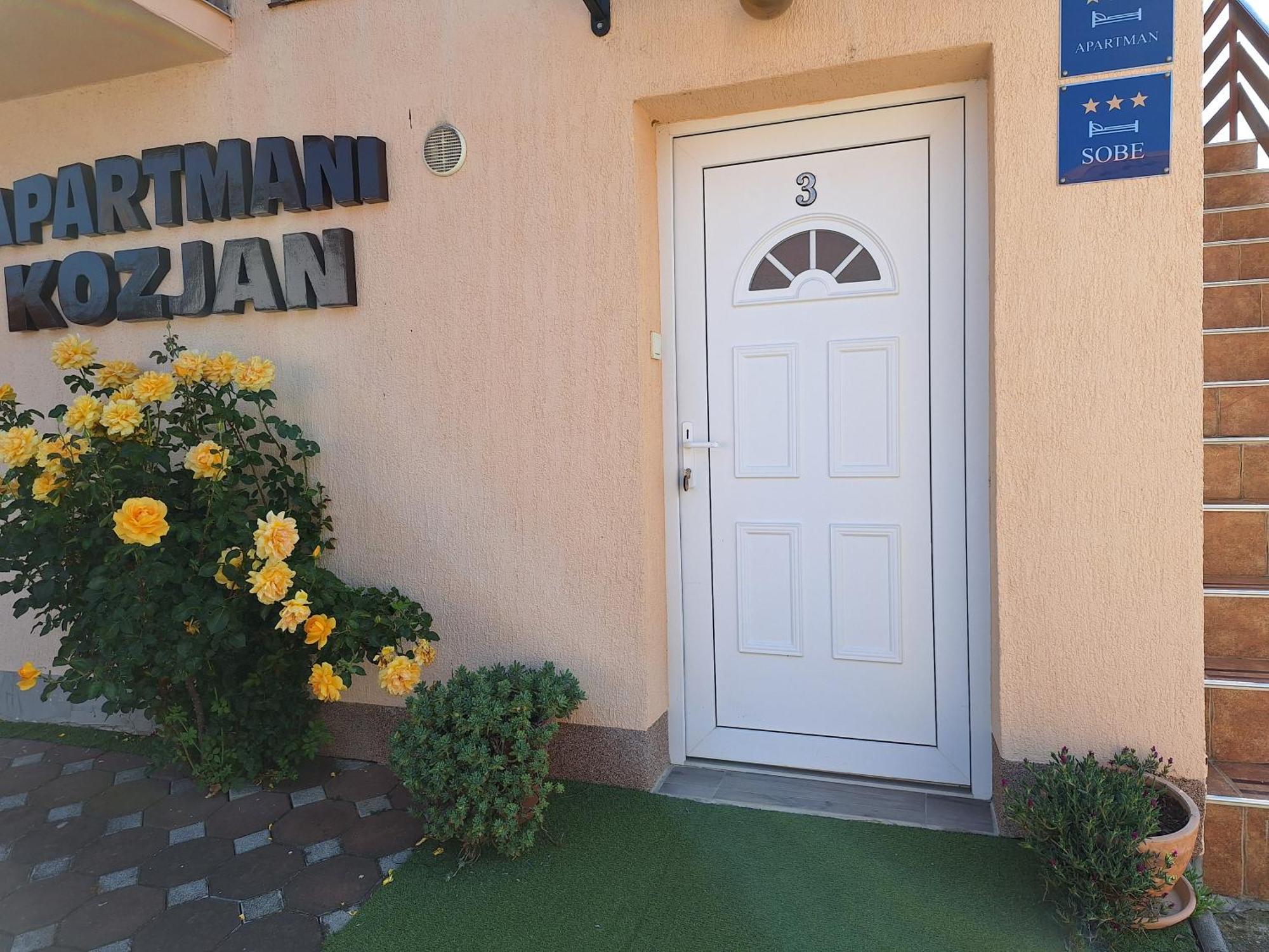 Apartments Kozjan Karlovac Exterior foto