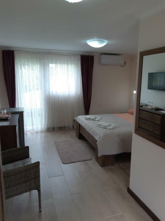 Apartments Kozjan Karlovac Exterior foto